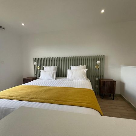 Hotel Du Tregor เทรกิเยร์ ภายนอก รูปภาพ