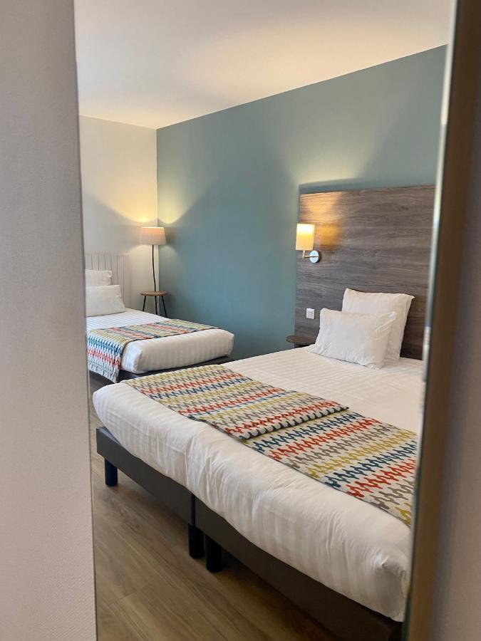 Hotel Du Tregor เทรกิเยร์ ภายนอก รูปภาพ